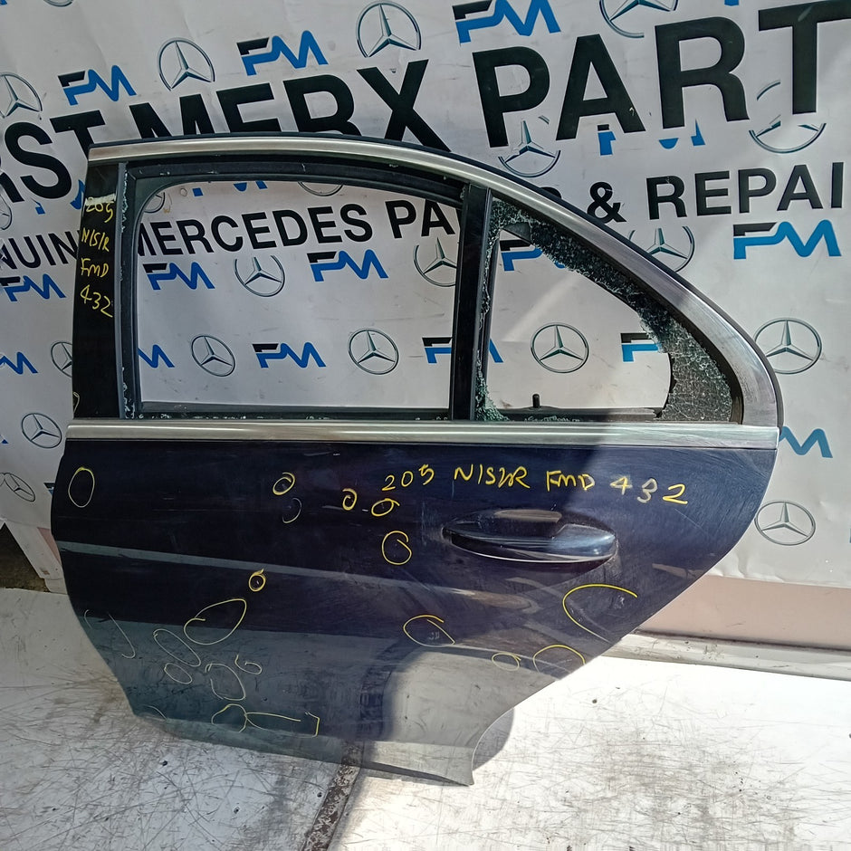 MERCEDES C-CLASS W205 SLN DRIVER REAR DOOR OSR BLUE 2014 ON COMPLETE FMD432