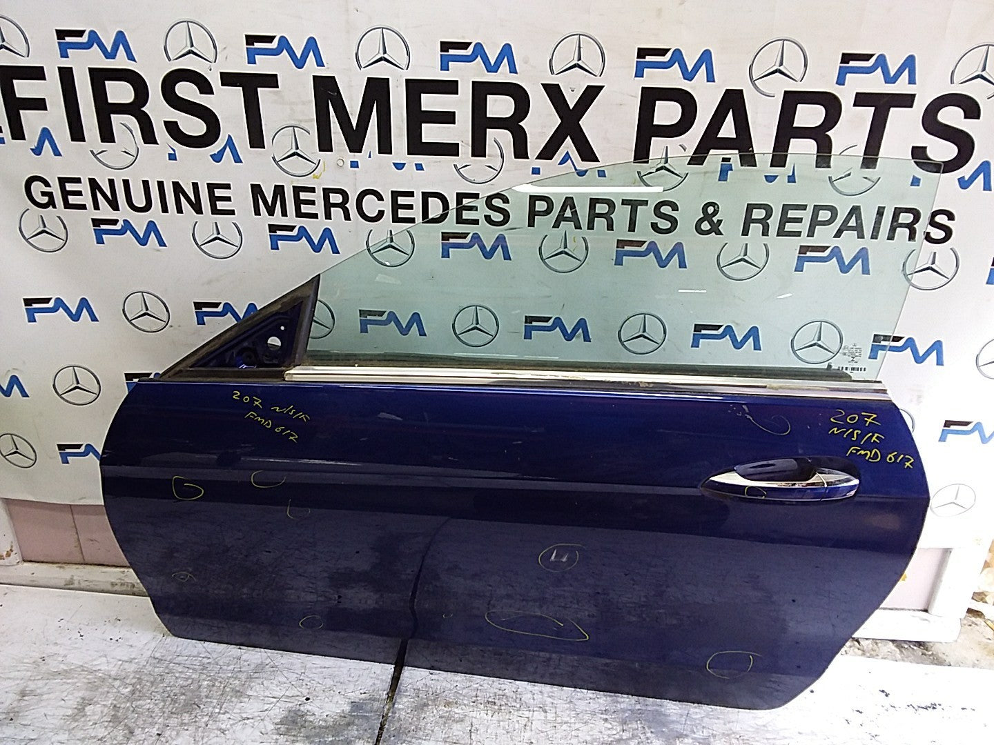 MERCEDES E-CLS C207 COUPE PASSENGER FRONT DOOR NSF 2009-16 COMPLETE FMD617
