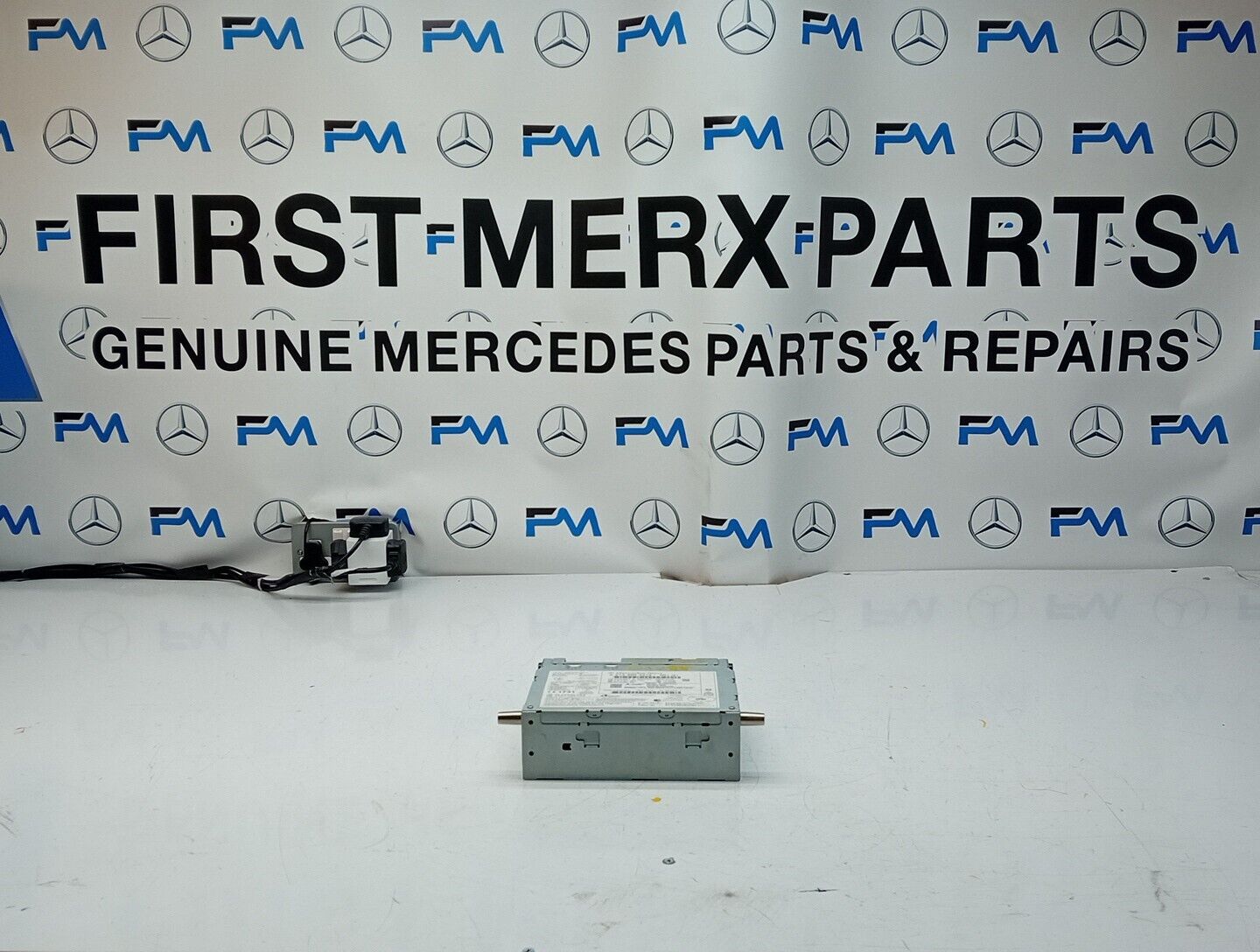 MERCEDES - BENZ E - CLASS W213 2017 RADIO SAT NAV HEAD UNIT  A2139004316 FM00298