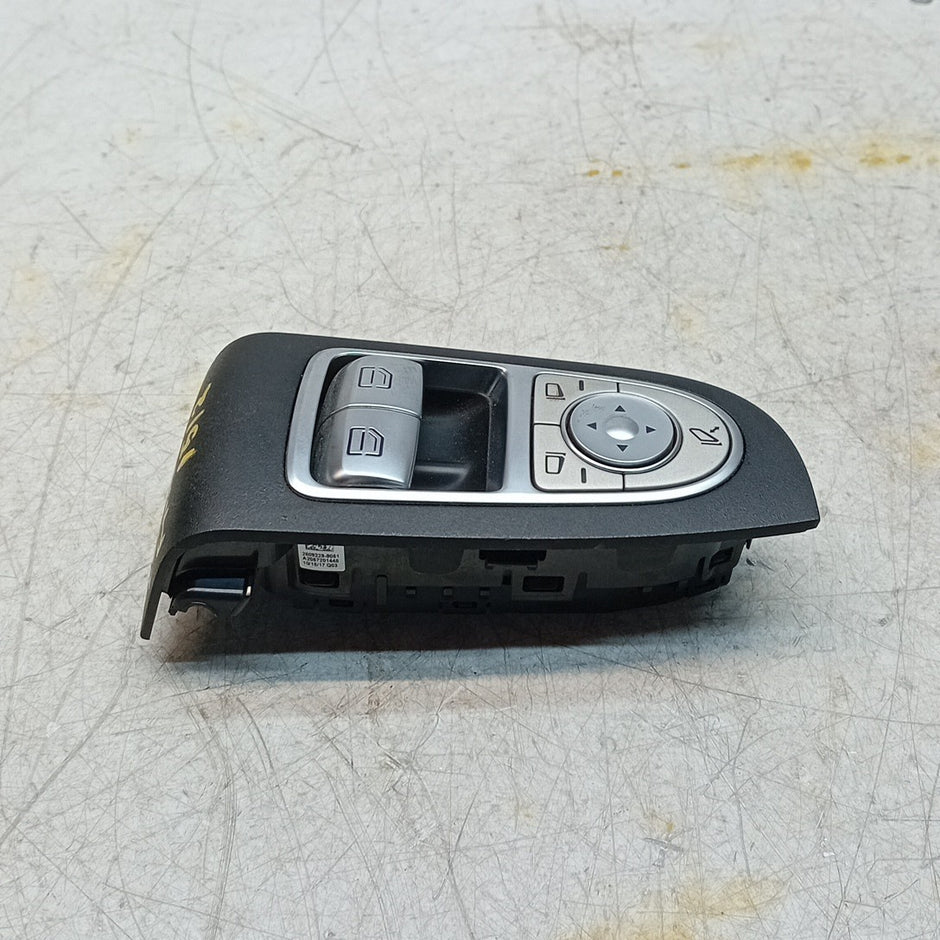 MERCEDES W205 C-CLASS WINDOW SWITCH BLOCK FRONT DOOR RIGHT A2059057011 FM001512