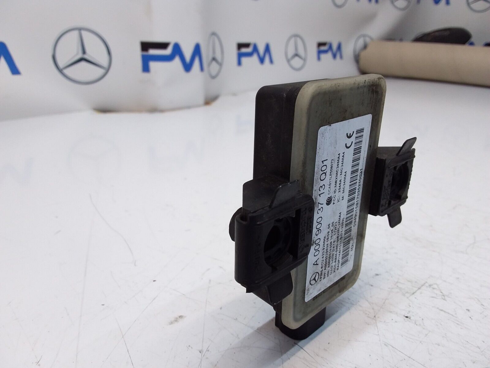 MERCEDES E-CLASS W213 TYRE PRESSURE MONITORING SENSOR A0009003713 FM00459