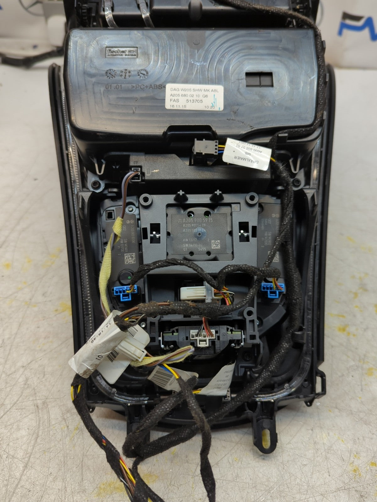  MERCEDES E-CLASS W205 CENTRE CONSOLE + 3 AIR VENT A2054402032 FM001404