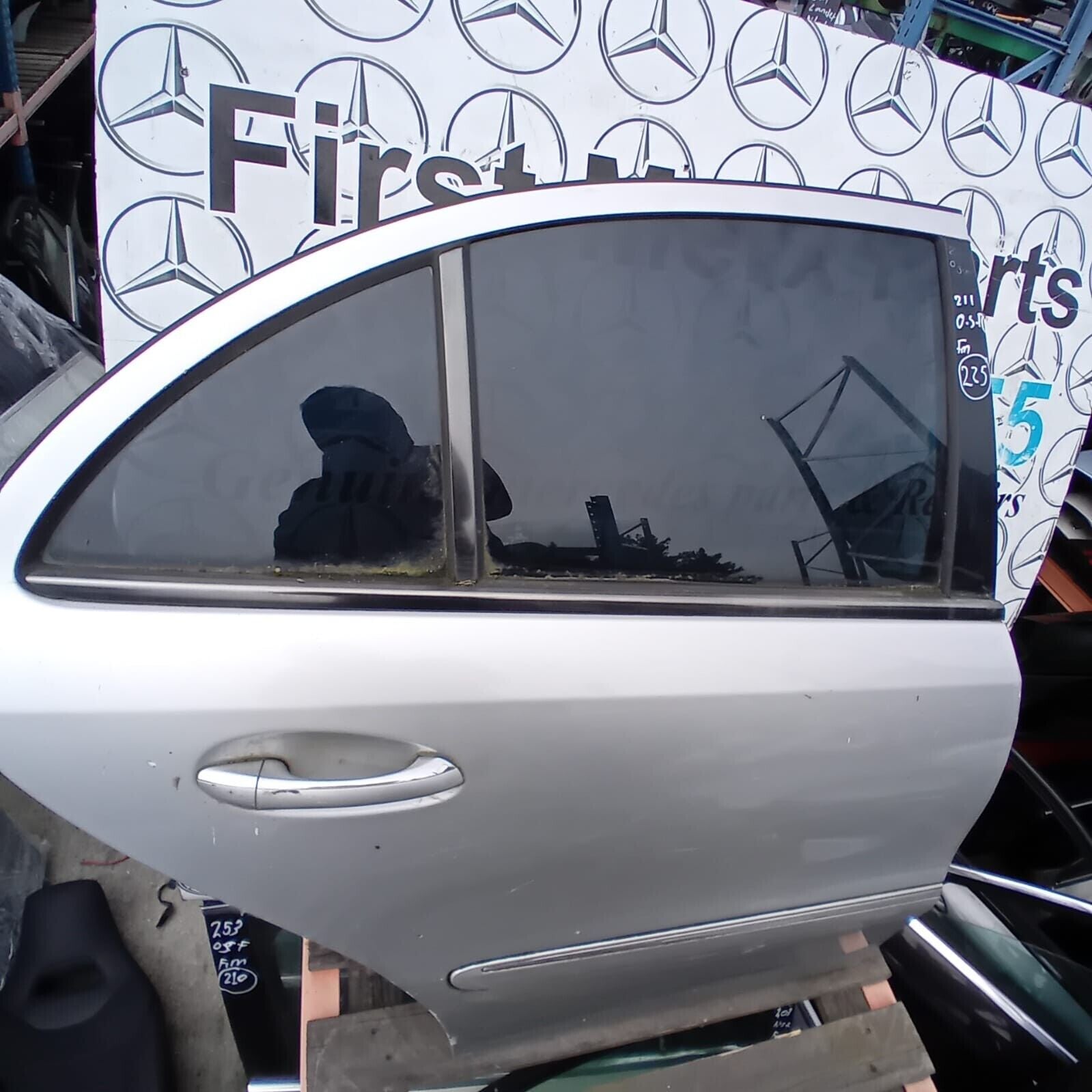 MERCEDES BENZ E-CLASS W211 DRIVER SIDE REAR DOOR ( OFF SIDE REAR )