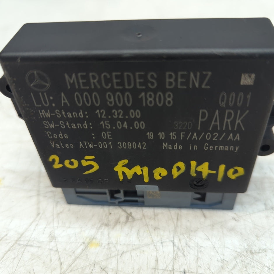 MERCEDES S C-CLASS PARKING SENSOR CONTROL MODULE W205 W222 A0009001808 FM001410