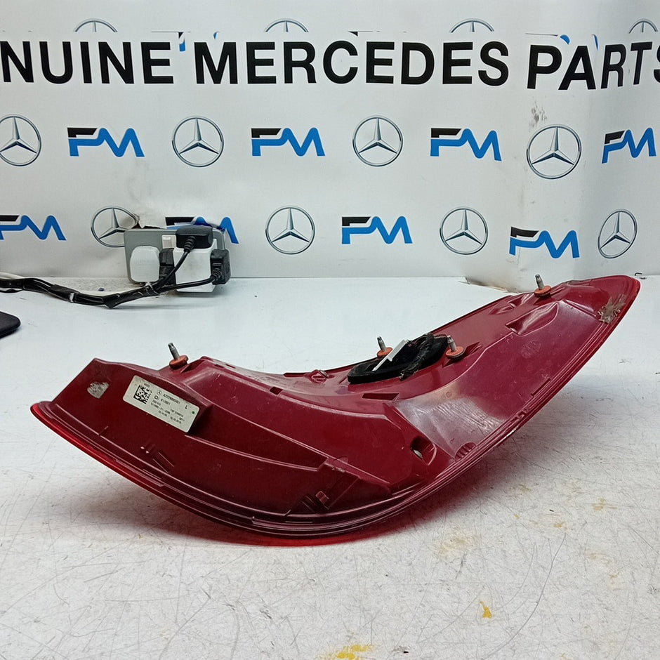 MERCEDES S-CLASS W222 PASSENGER LEFT NS REAR TAIL LIGHT A2229065401 FMT255