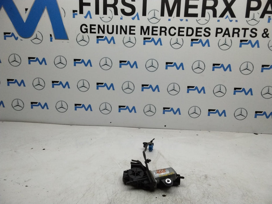  MERCEDES E-CLASS W238 FRONT DRIVER SIDE SEAT BELT RETRACTOR A2058600282 FMR125