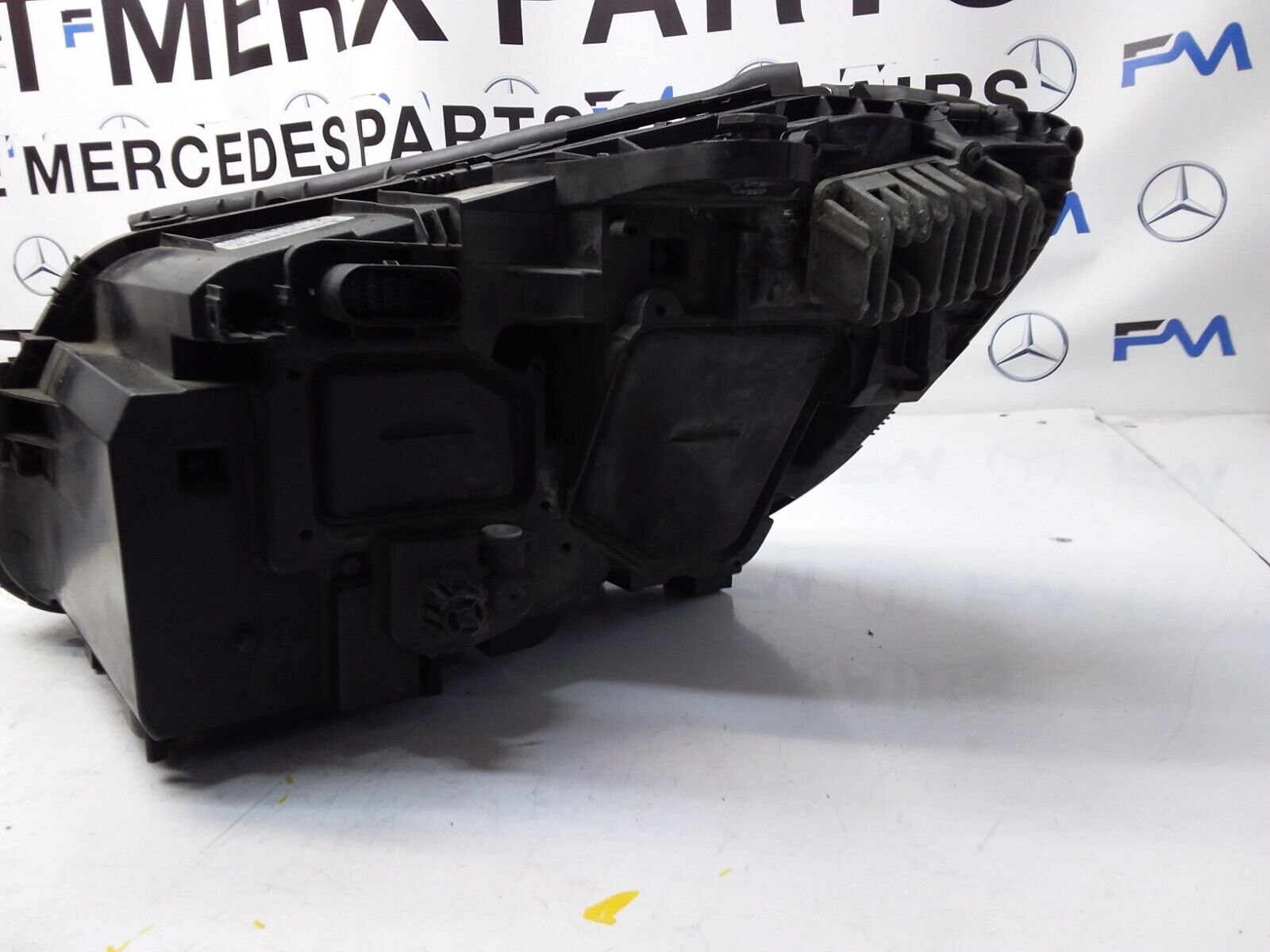 2018 MERCEDES C CLASS W205 HEADLIGHT FACELIFT DRIVER OS A2059067603 FMH101 
