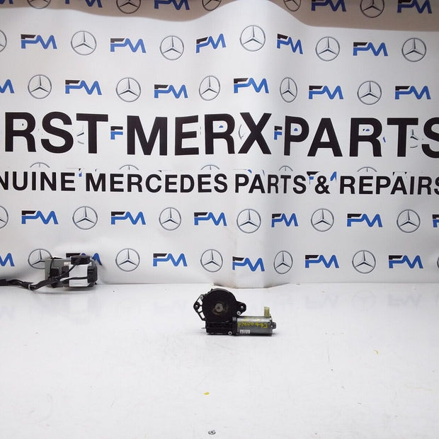 Mercedes C-CLASS W205 2018 Sunroof Motor Regulator 0390200100 FM00443