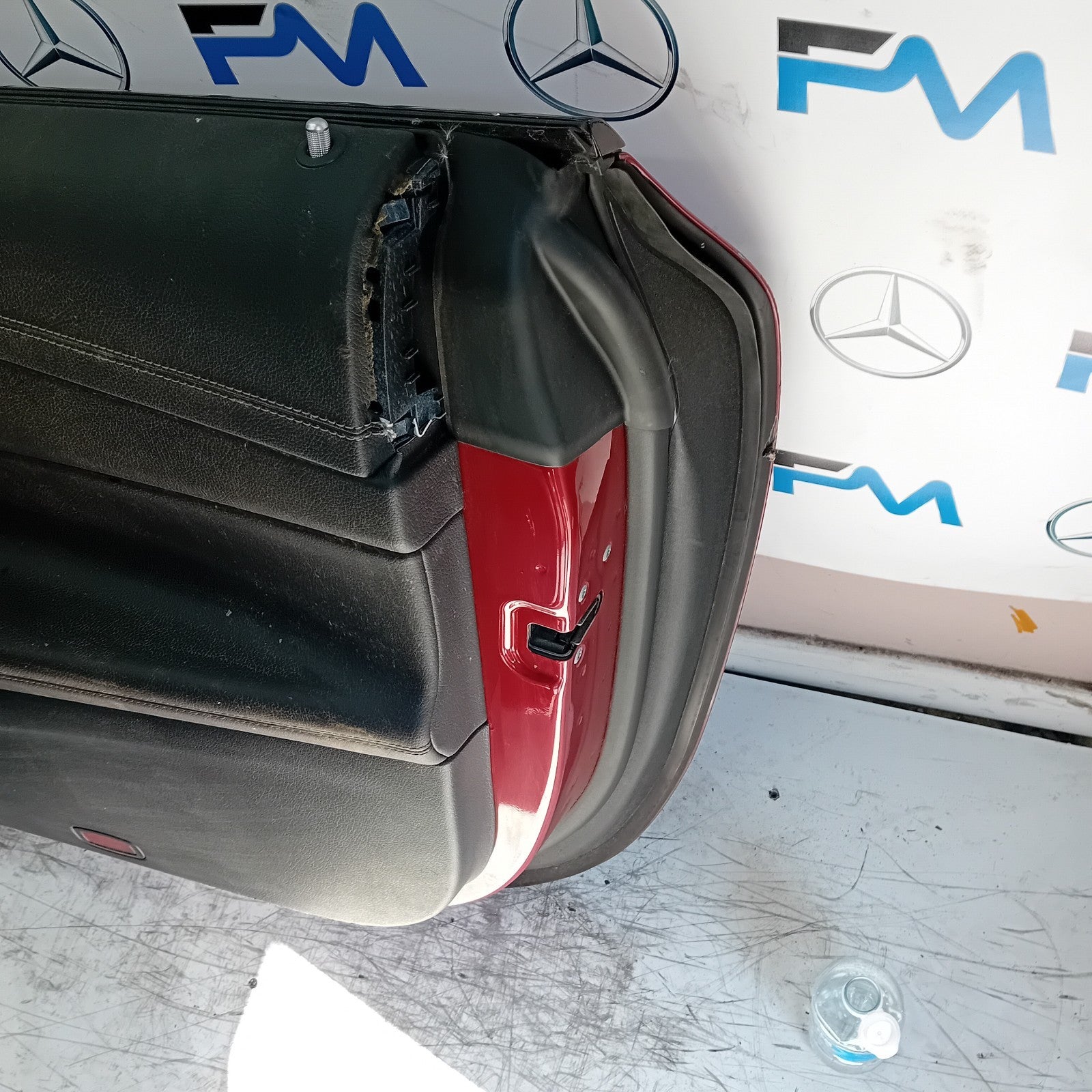 MERCEDES E-CLASS C238 CP DRIVER FRONT DOOR OSF 2016 ON RED COMPLETE FMD366