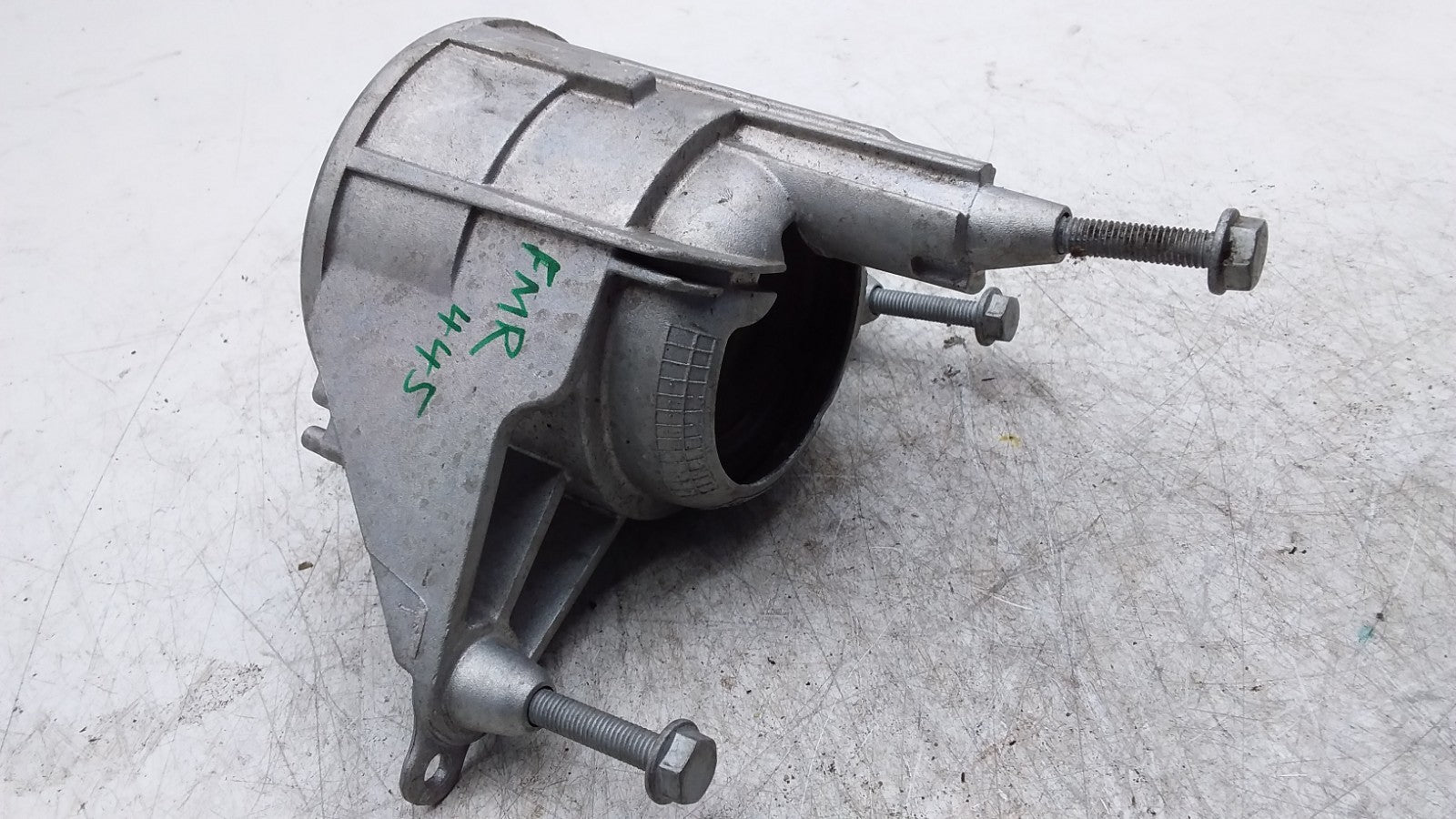 MERCEDES BENZ C-CLASS W206 ENGINE MOUNT RIGHT SIDE OS PETROL A2062400101 FMR445