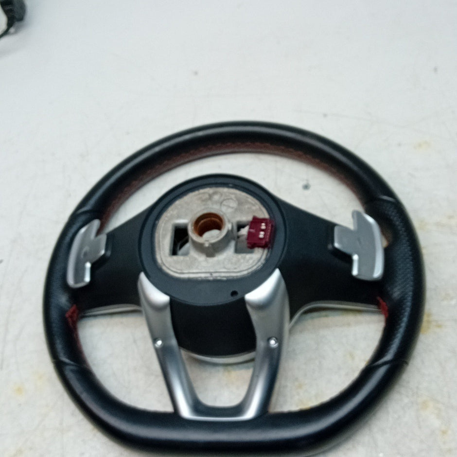 MERCEDES W205 C-CLASS MULTIFUNCTION STEERING WHEEL FL 2014 A0050004599 FM001401