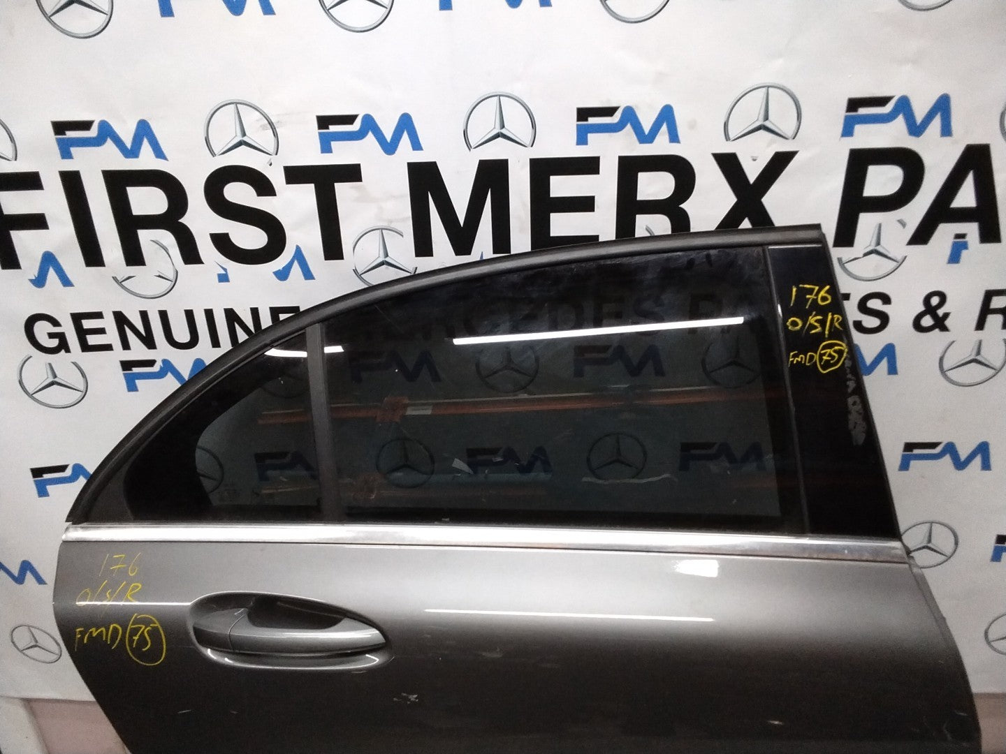 MERCEDES BENZ A-CLASS W176 DRIVER SIDE REAR DOOR O/S/R COMPLETE GREY FMD75