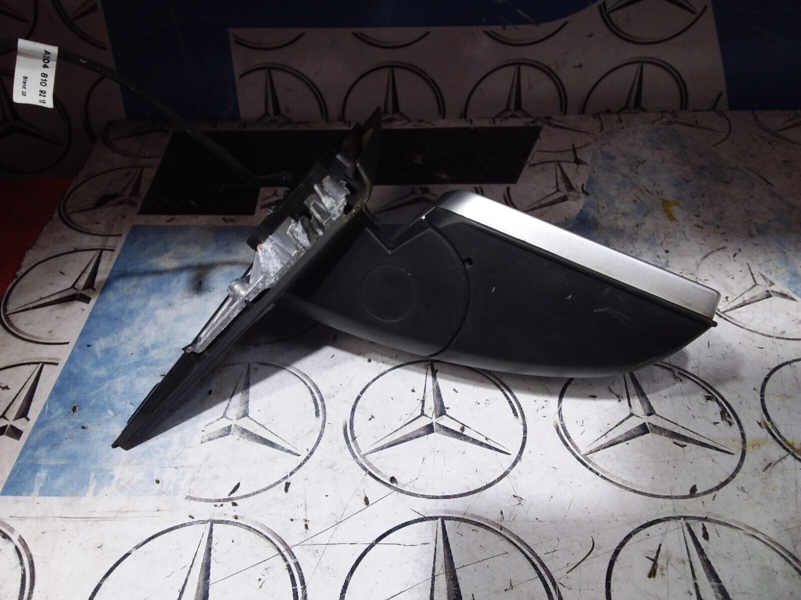11-15 MERCEDES W204 COUPE WING MIRROR FRONT RIGHT DRIVER SIDE A2048109216 SILVER