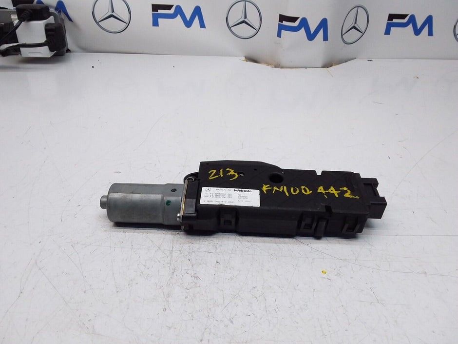 Mercedes E-CLASS W213 Sunroof Motor/Mechanism A2139062104 FM00442