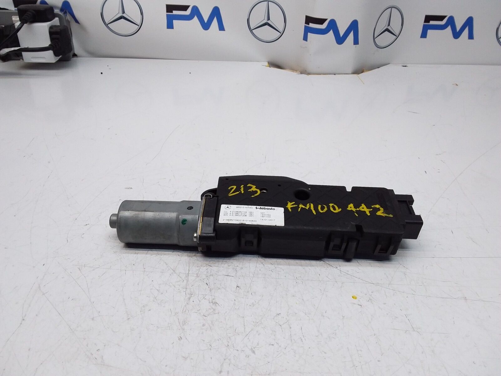 Mercedes E-CLASS W213 Sunroof Motor/Mechanism A2139062104 FM00442