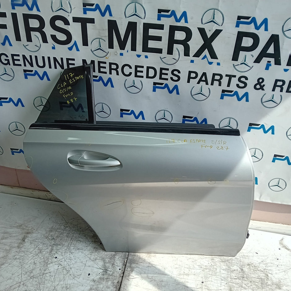 MEECEDES CLA W117 ESTATE PASSENGER REAR DOOR NSR 2013-19 SILVER COMPLETE FMD287