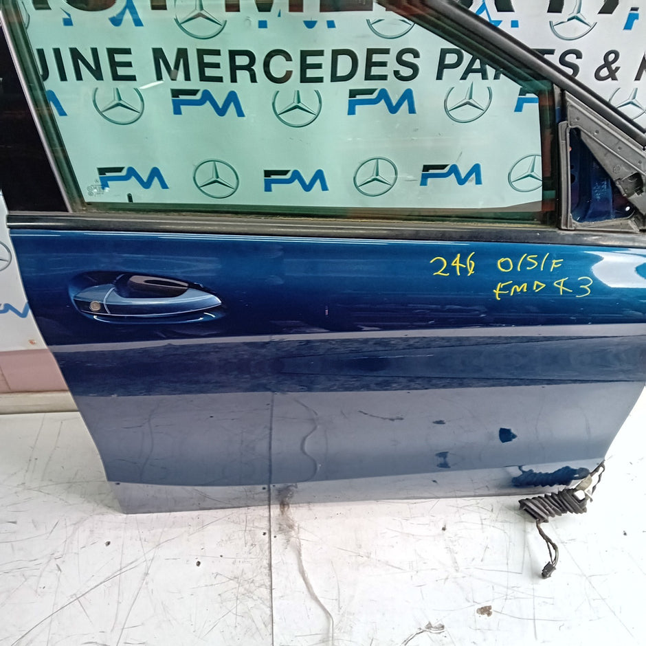 MERCEDES BENZ B-CLASS W246 DRIVER SIDE FRONT DOOR O/S/F COMPLETE BLUE FMD43