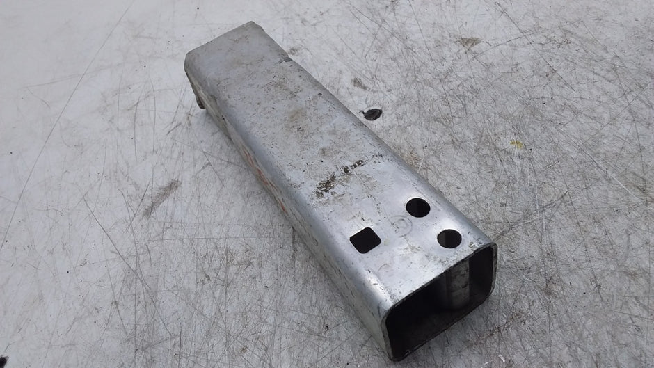 MERCEDES C-CLASS  W205 LOWER REINFORCEMENT CRASH ABSORBER BAR A2056203701 FMR391
