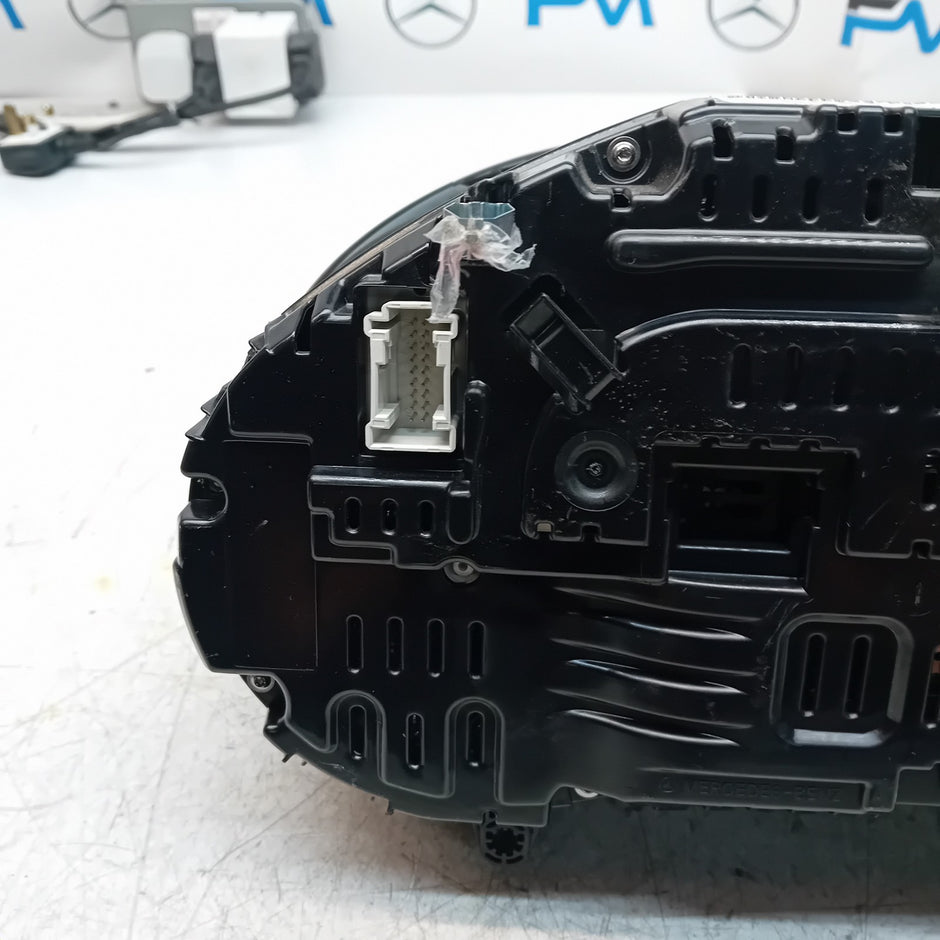 MERCEDES GLC W253  SPEEDOMETER INSTRUMENT CLUSTER BLACK A2059007133 FM001500