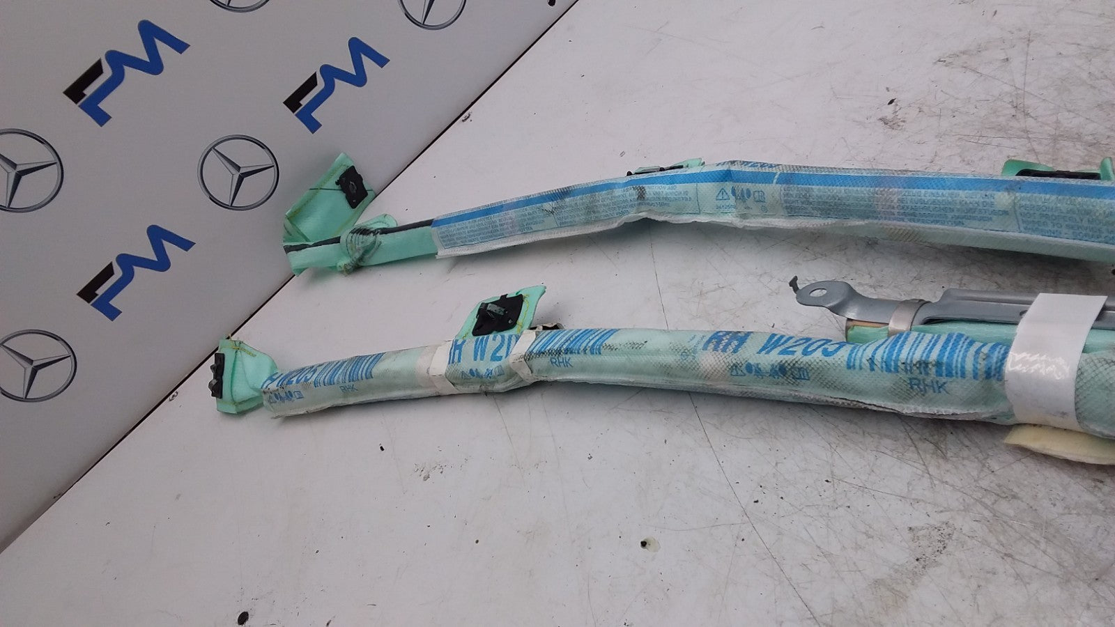 MERCEDES BENZ C-CLASS W205 CURTAIN AIRBAG RIGHT SIDE OS A2058600502 FMR438