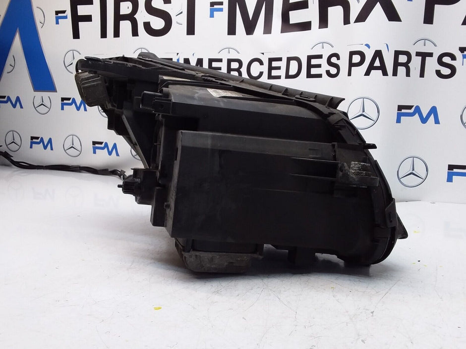 2014 MERCEDES C-CLASS W205 HEADLIGHT PASSENGER NS A1698201361 FMH138