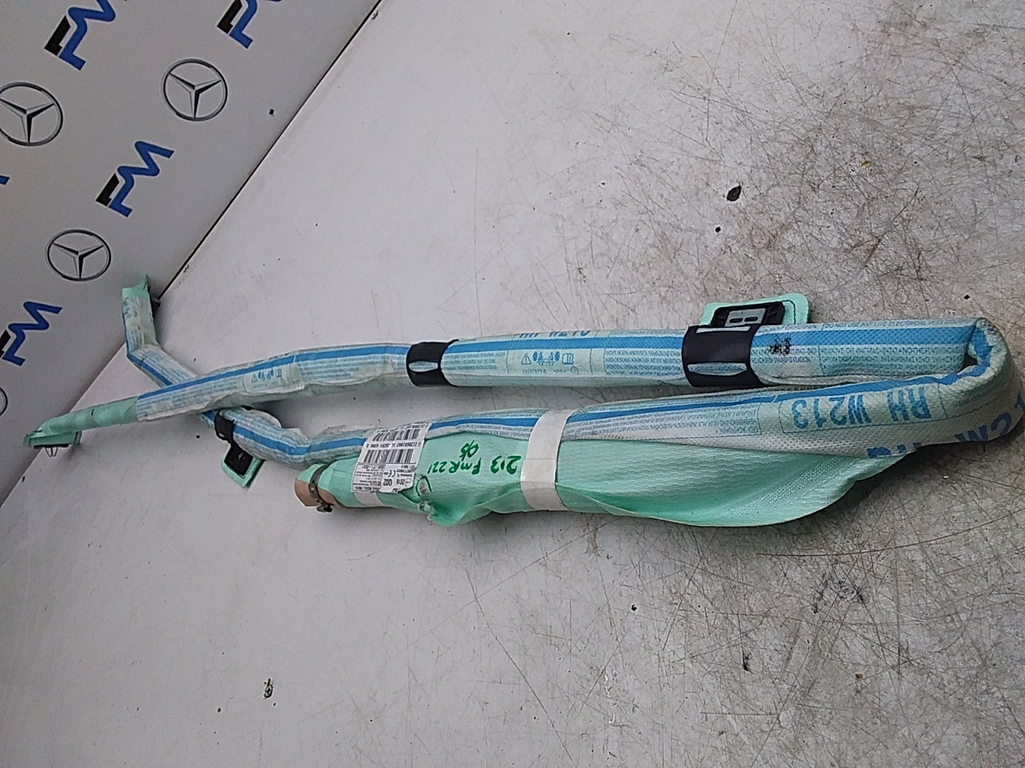 MERCEDES E-CLS W213 SLN CURTAIN ROOF AIRBAG  RIGHT DRIVERSIDE A2138601002 FMR221