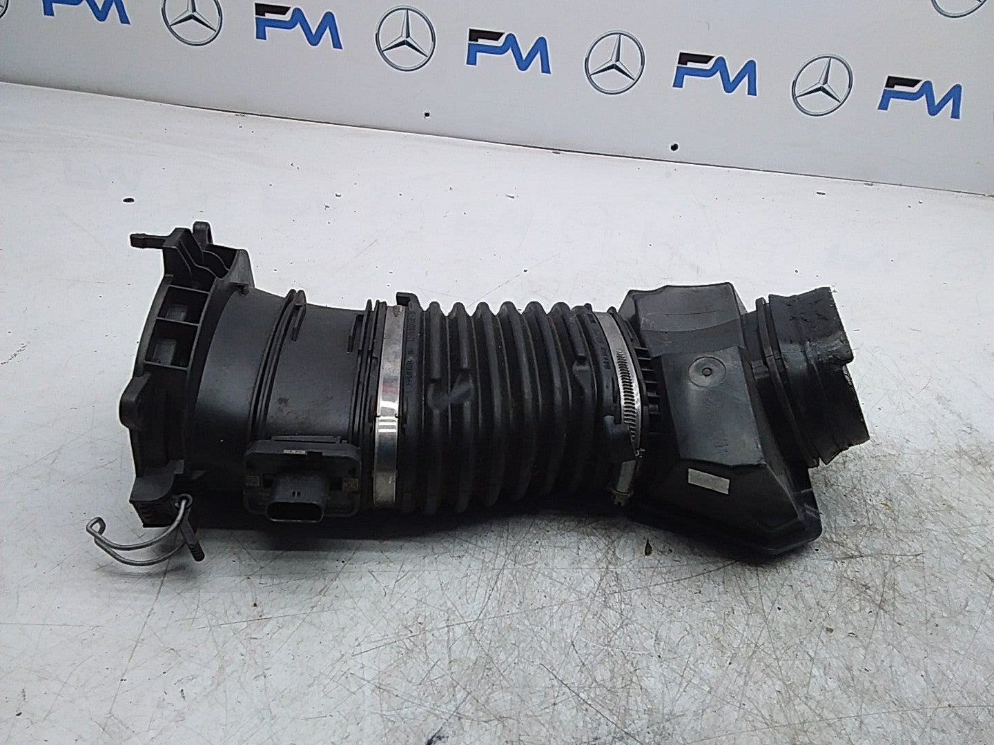 MERCEDES BENZ  E-CLASS W213  AIR INTAKE DUCT A6540980083 FMR217