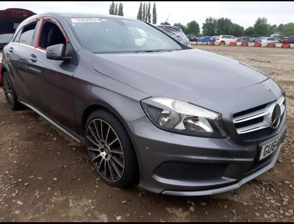 MERCEDES BENZ A-CLASS W176 - BREAKING / FRONT & REAR BUMPER AND WINGS