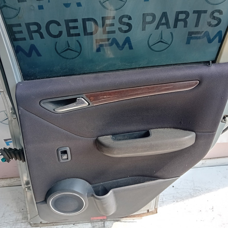 MERCEDES A-CLASS W169 DRIVER REAR DOOR OSR 2004-12 SILVER COMPLETE FMD276