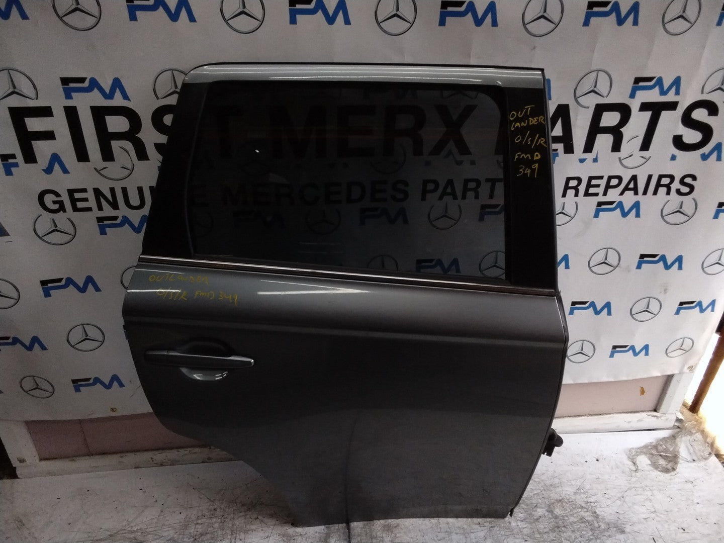 MITSUBISHI OUTLANDER MK3 DRIVER REAR DOOR OSR GREY 2013 COMPLETE FMD349