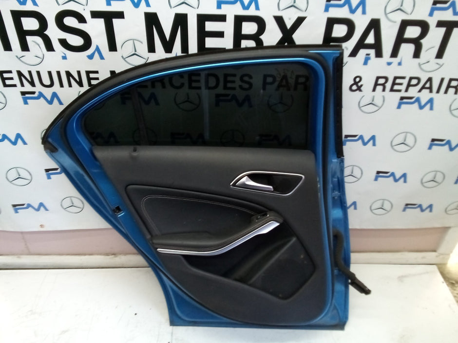 MERCEDES BENZ A CLASS W176 PASSENGER SIDE REAR DOOR ( NEAR SIDE REAR ) FMD21
