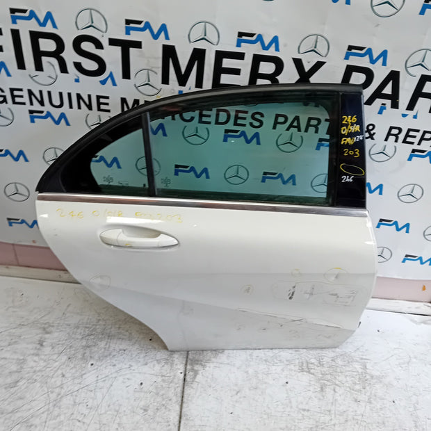 MERCEDES BENZ B-CLASS W246 DRIVER REAR DOOR OSR WHITE 2012-19  COMPLETE FMD203