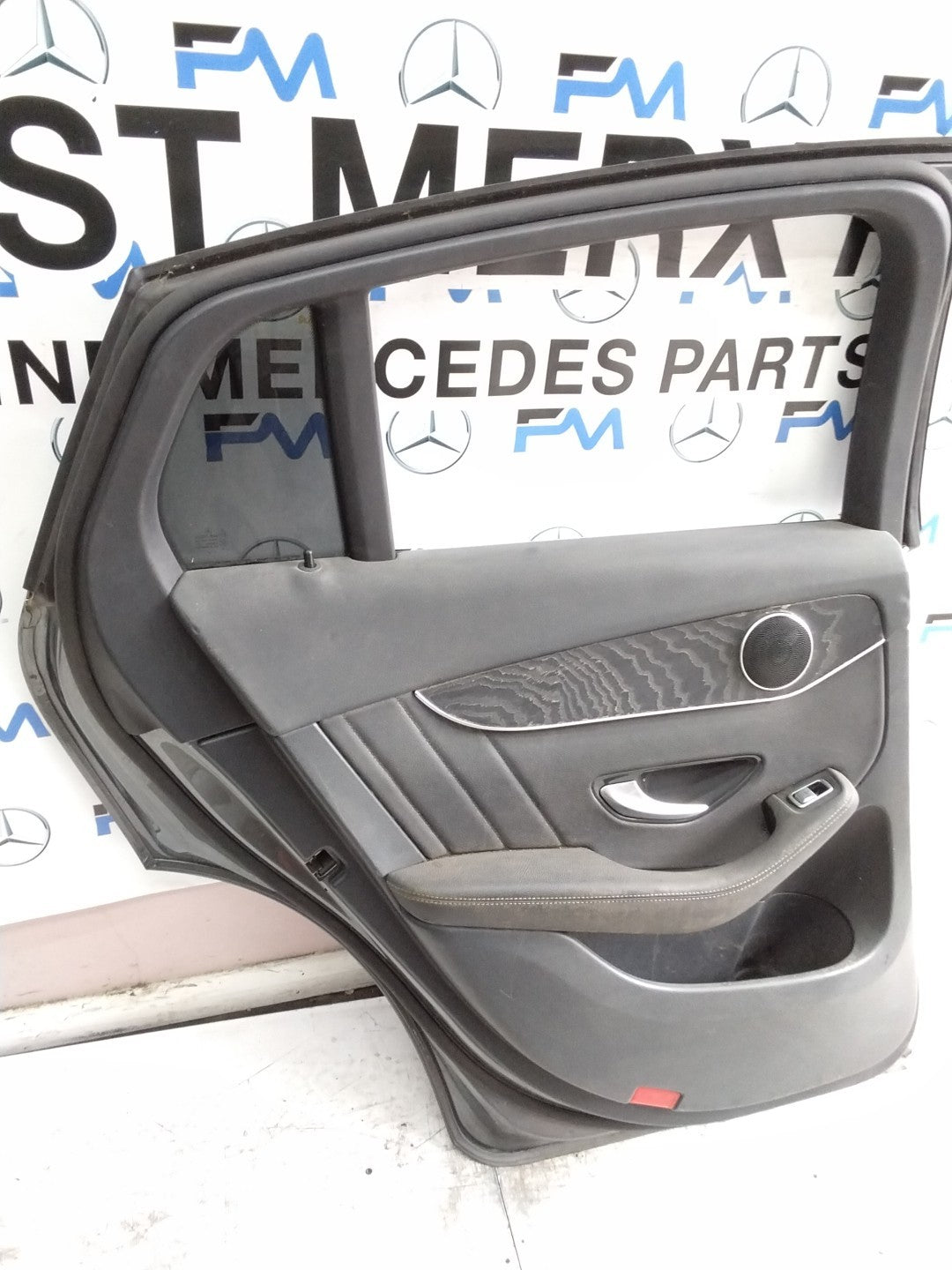 MERCEDES GLC C253  PASSENGER REAR DOOR NSR GREY 2016-22  COMPLETE FMD302