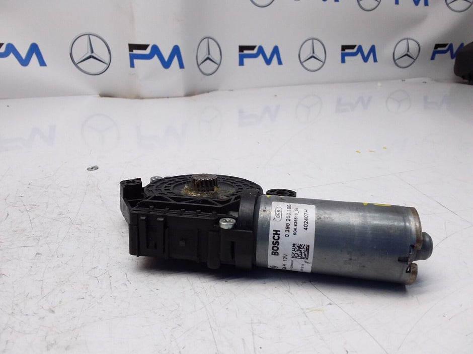 Mercedes C-CLASS W205 2018 Sunroof Motor Regulator 0390200100 FM00443