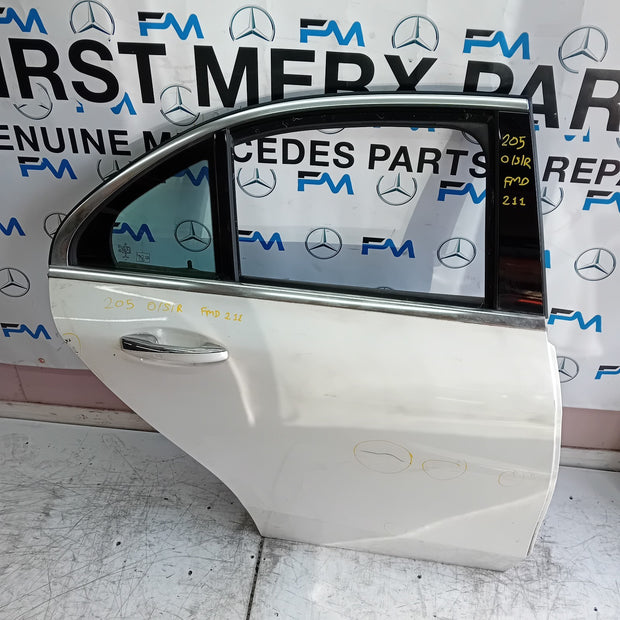MERCEDES C-CLASS W205 SALOON DRIVER REAR DOOR OSR WHITE 2014 ON COMPLETE FMD211