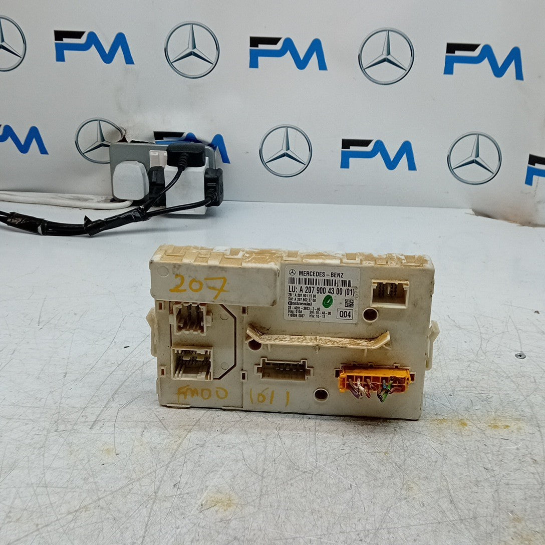 MERCEDES BENZ E-CLASS A207 CONVERTIBLE ROOF CONTROL MODULE A2079004300 FM001611