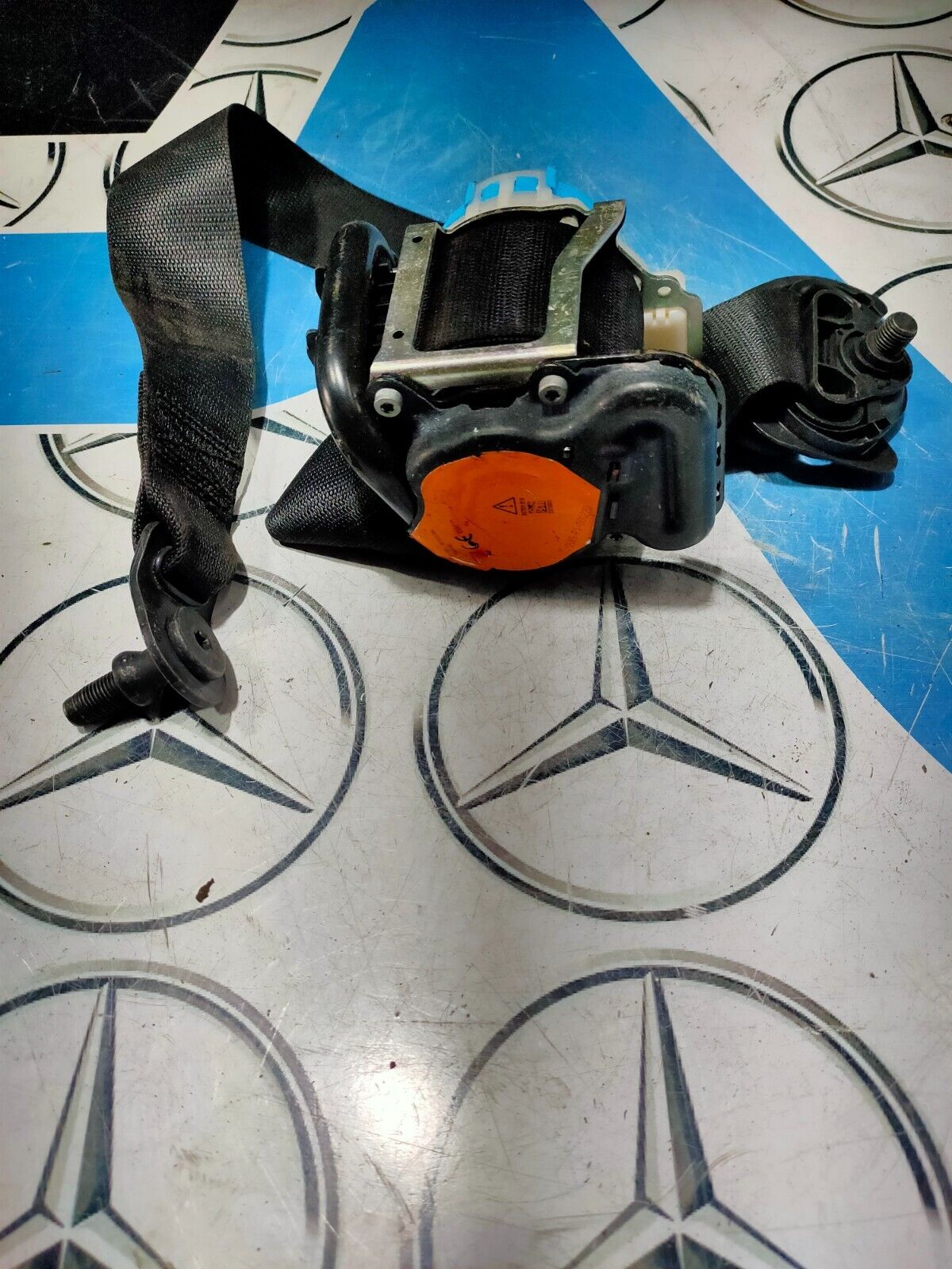 MERCEDES A CLASS SEAT BELT FRONT LEFT SIDE A1768600185 W176 2012 - 2018