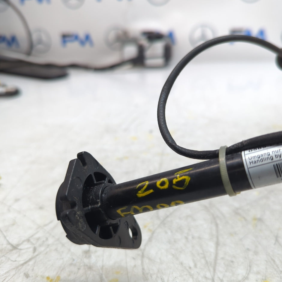 MERCEDES C CLASS W205 BONNET PEDESTRIAN ACTUATOR A2059060002 2014 FM001430