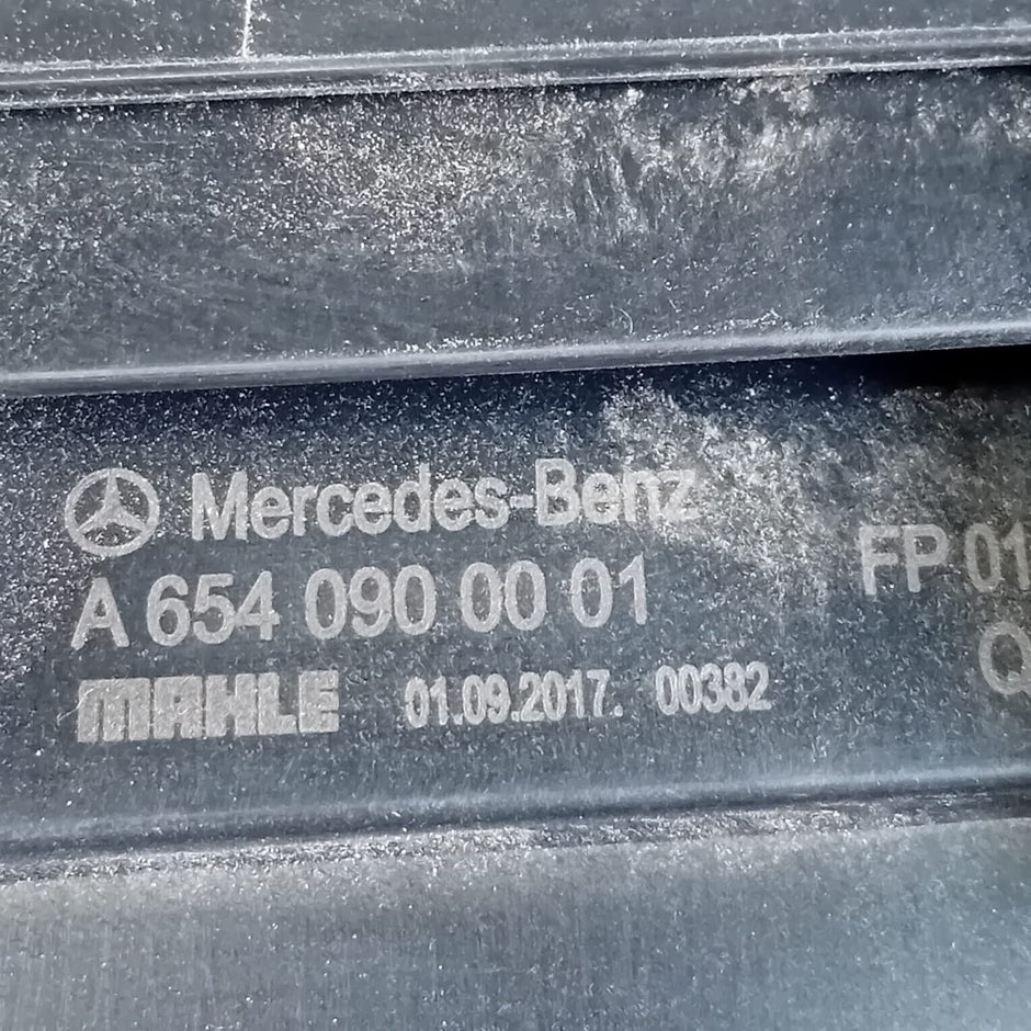 MERCEDES MERX E-CLASS W213 2017 2.0 DIESEL AIR FILTER BOX HOUSING A6540900001
