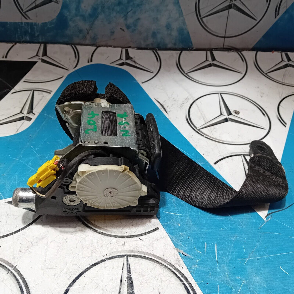 MERCEDES C CLASS SEAT BELT REAR LEFT PASSENGER SIDE NEARSIDE W204  A2048600385 