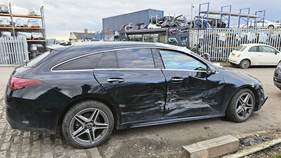 MERCEDES CLA W118 COUPE BREAKING / AIRBAGS ( STEERING WHEEL, KNEE, ROOF )
