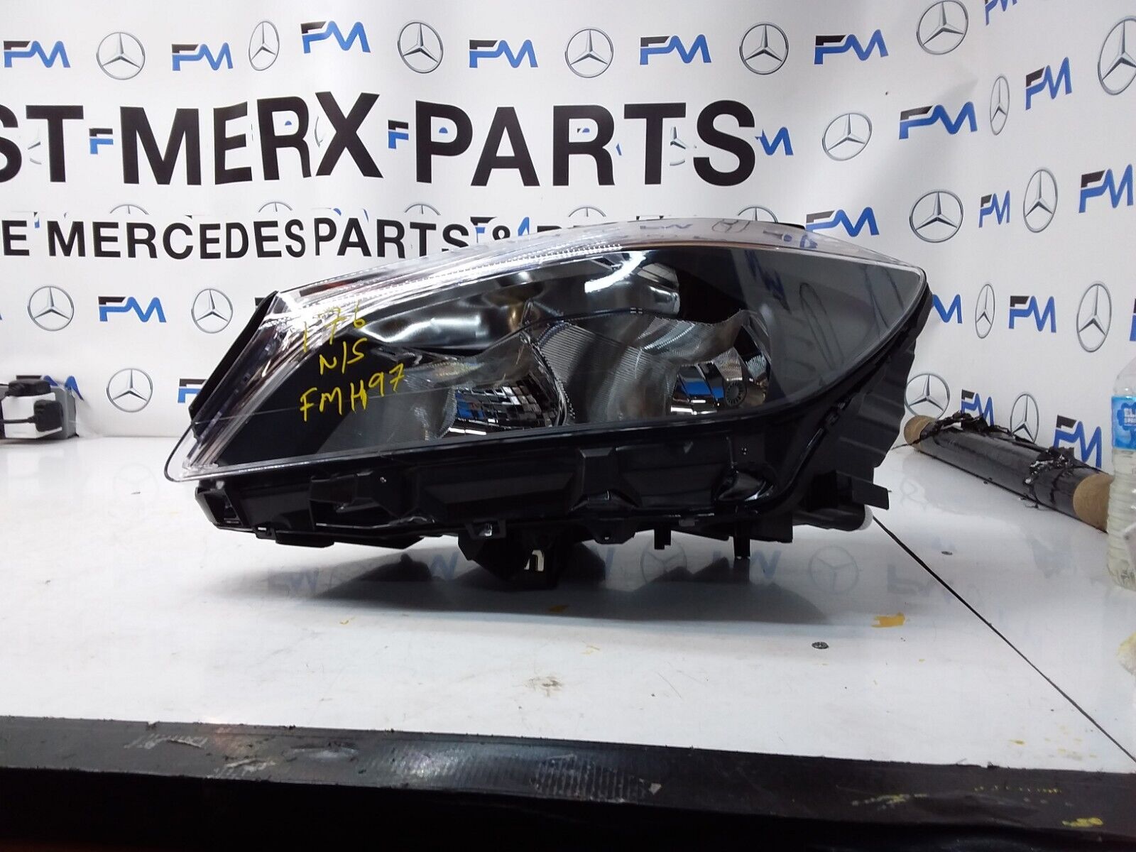 2012-2018 MERCEDES A CLASS W176 HEADLIGHT LED PASSENGER SIDE NS FMH97