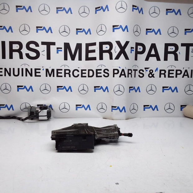 Mercedes C-CLASS W205 TAILGATE BOOT LIFT MOTOR FM00593 A2059007218 A0997602601