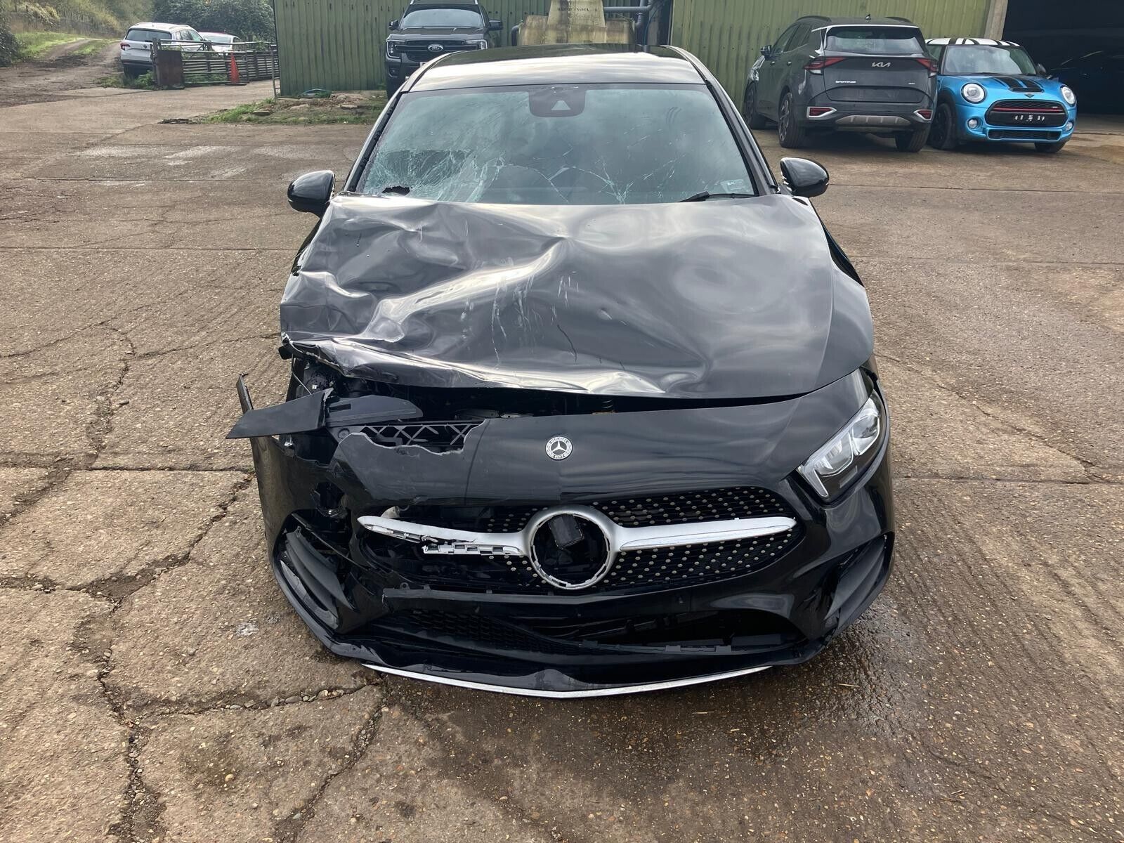 MERCEDES BENZ A-CLASS W177 - BREAKING / ENGINE AND GEAR BOX