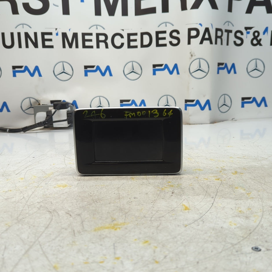 MERCEDES BENZ B-CLASS W246 DISPLAY SCREEN A2469001206  2012-2019 ON FM001364