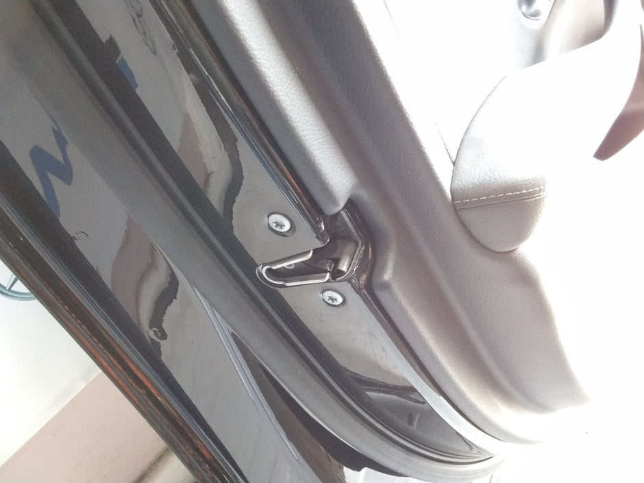 MERCEDES BENZ  E-CLASS W213 PASSENGER SIDE FRONT DOOR N/S/F COMPLETE BLACK FMD60