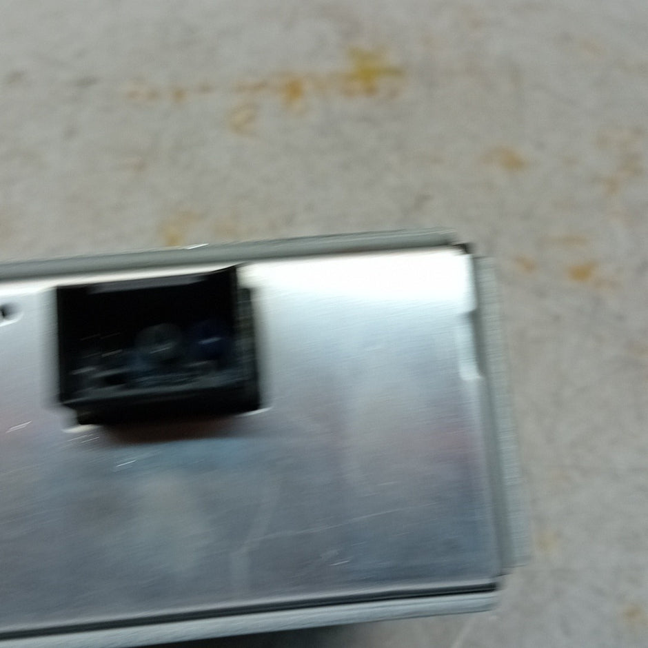 MERCEDES BENZ S-CLASS W222  2014-2021  RADIO TUNER BOX  A2229003210 FM001261
