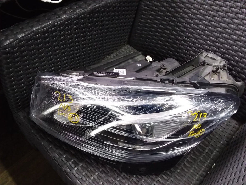 MERCEDES E CLASS W213 2016-2021 PASSENGER SIDE LED HEADLIGHT A2139064104 FM61