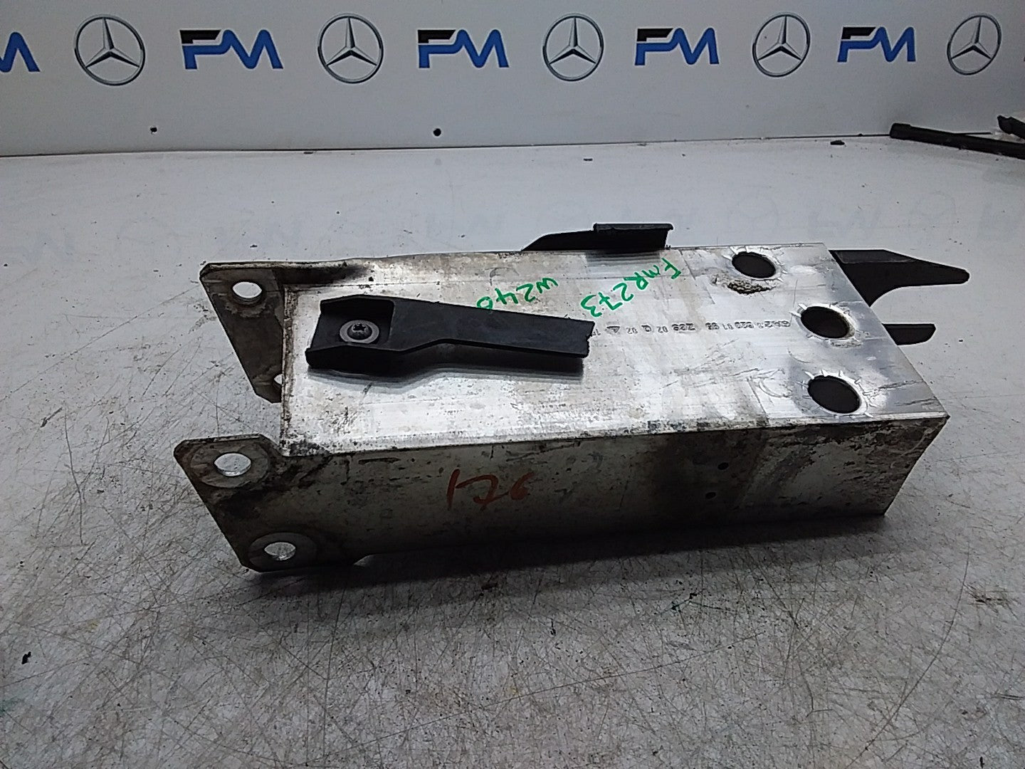 MERCEDES B-CLASS W246 BUMPER DEFORMATION MOUNT RIGHT SIDE A2466200195 FMR273