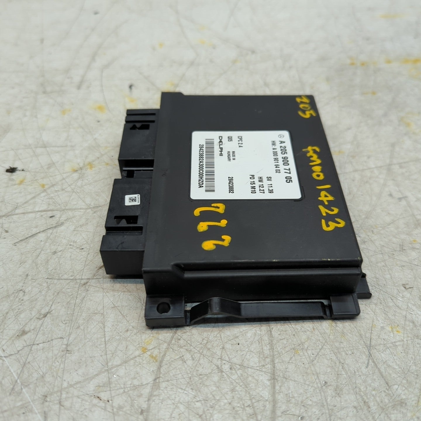 MERCEDES C S-CLASS PARKING BRAKE CONTROL UNIT W205  W222 A2059007705 FM001423